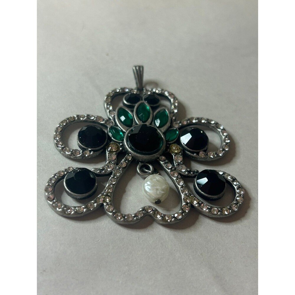 Silver Tone Pendent Vintage